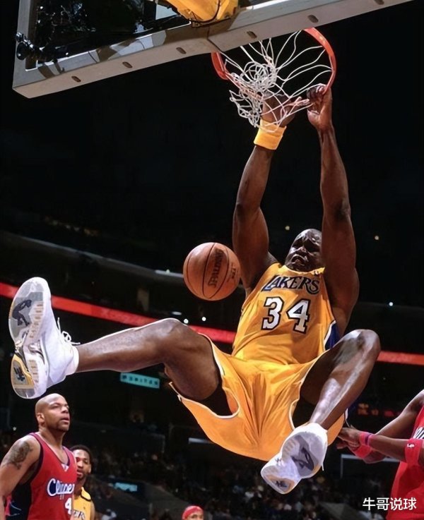 Từ năm 2000 đến nay, chỉ có bốn người ở NBA đã thực sự thống trị NBA và Curry nằm trong danh sách