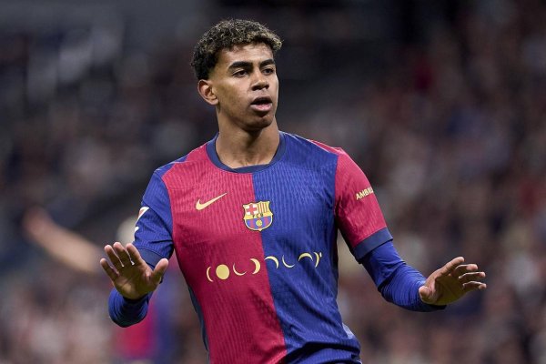 Barcelona sẽ tước đội trưởng Terstegen của vị trí vì: Sự không hài lòng nội bộ tăng lên